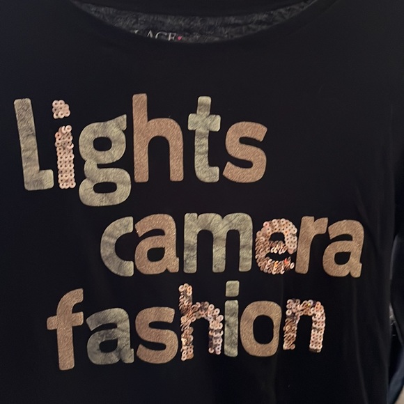 Cute sweater - Picture 3 of 3